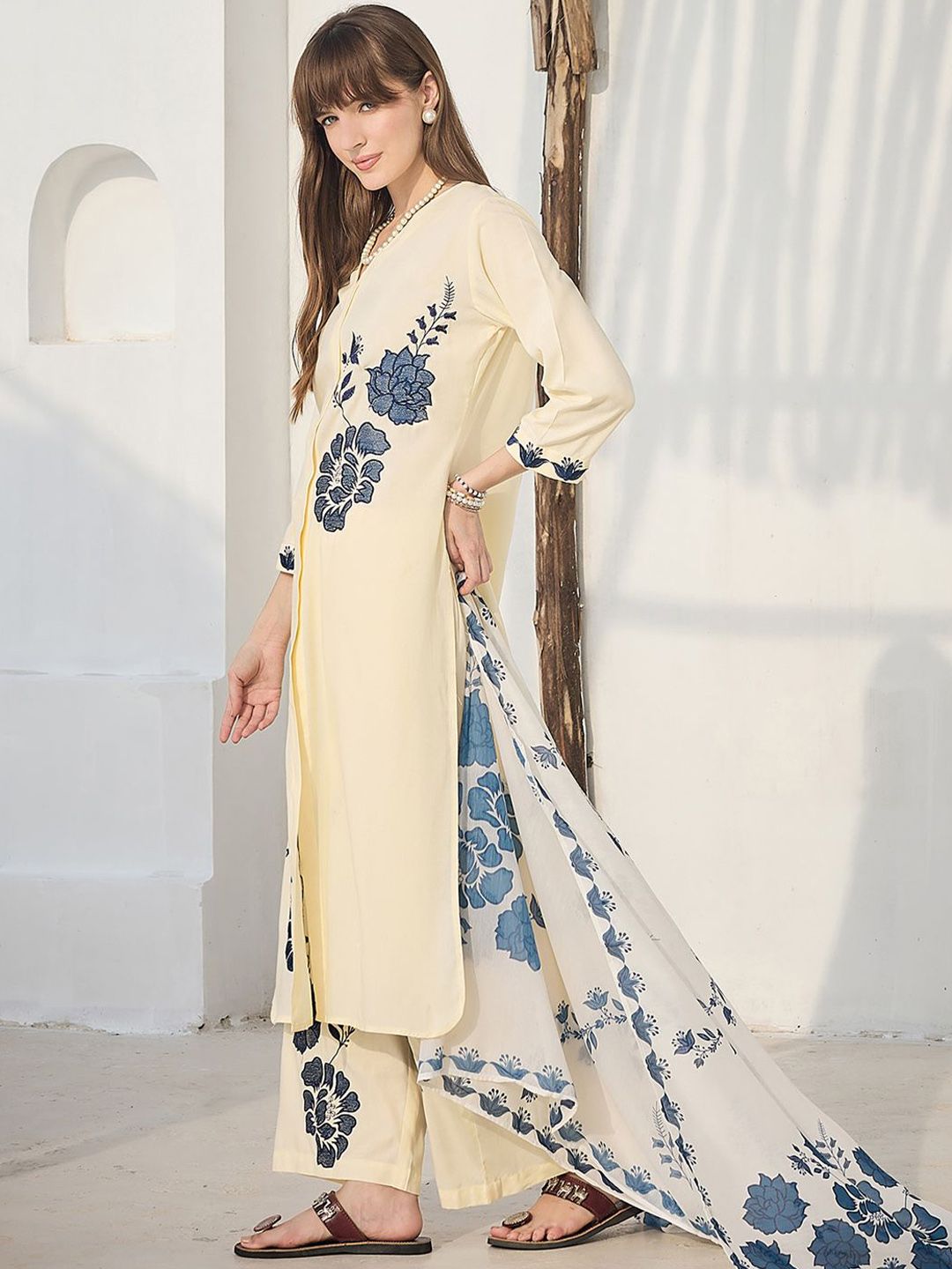 Floral Printed Straight Kurta With Palazzos & Dupatta