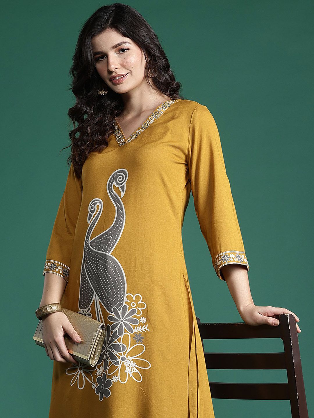Dhiyona IE Printed Three-Quarter Sleeves Tunic With Trouser