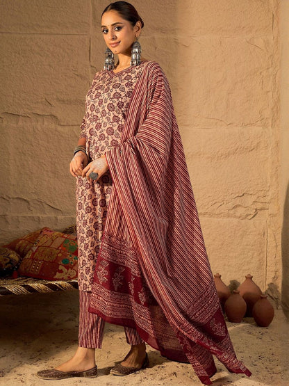 Women Floral Printed Cotton Kurta with Trousers & Dupatta