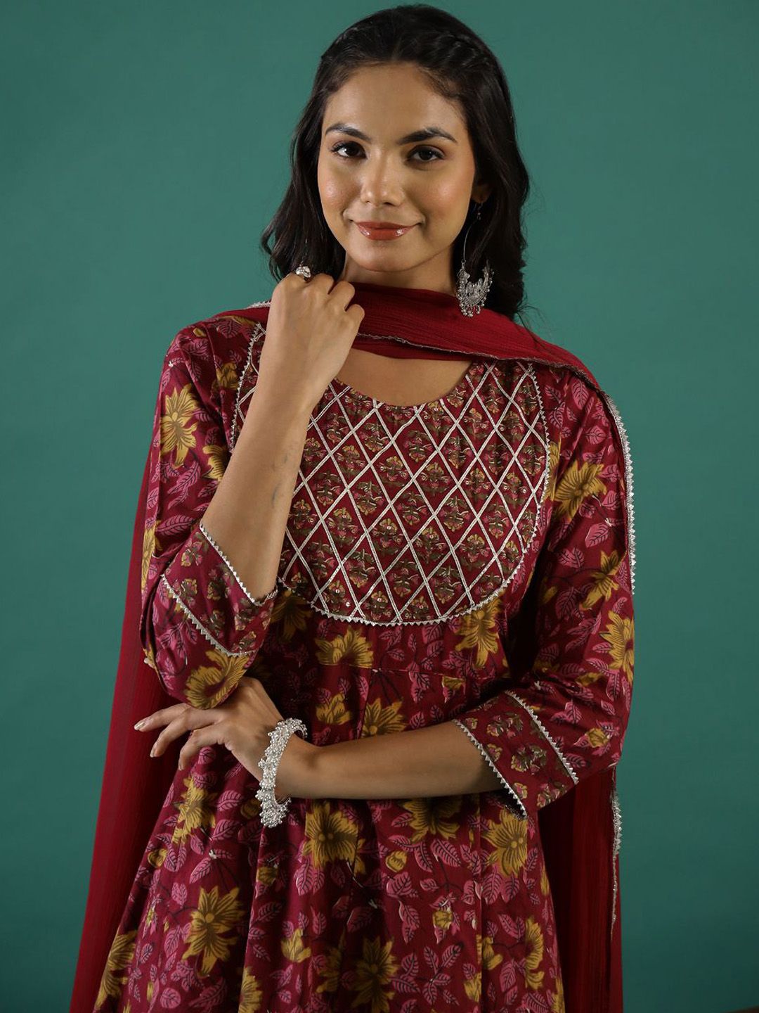 Dhiyona SN Women's Floral Printed Gotta Patti Pure Cotton Anarkali Kurta & Trousers With Dupatta
