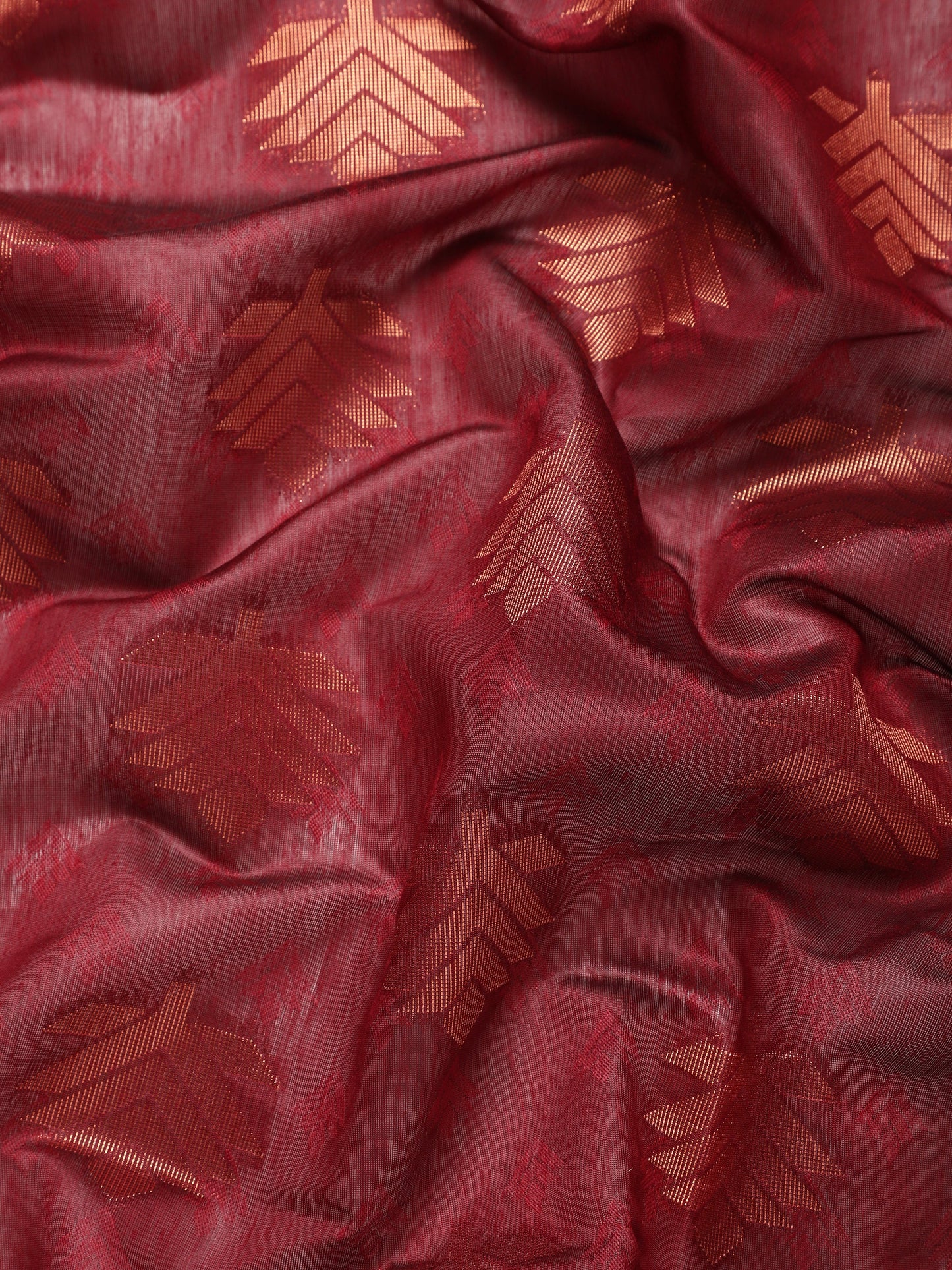 Dhiyona GR Women's Tahira Carmine Maroon Silk Blend Saree