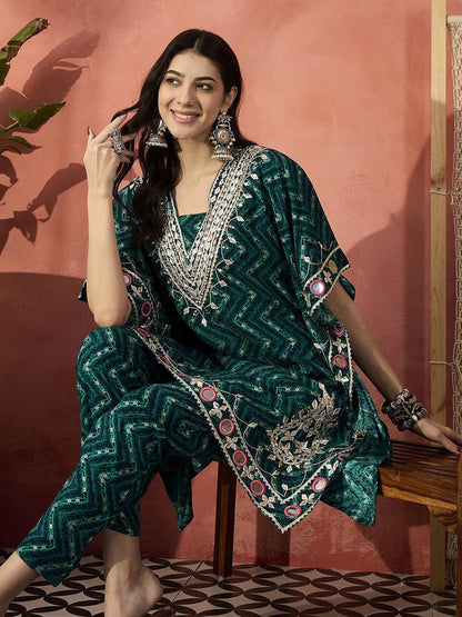 Dhiyona IS Women's Women Mirror Work Kurta with Trousers