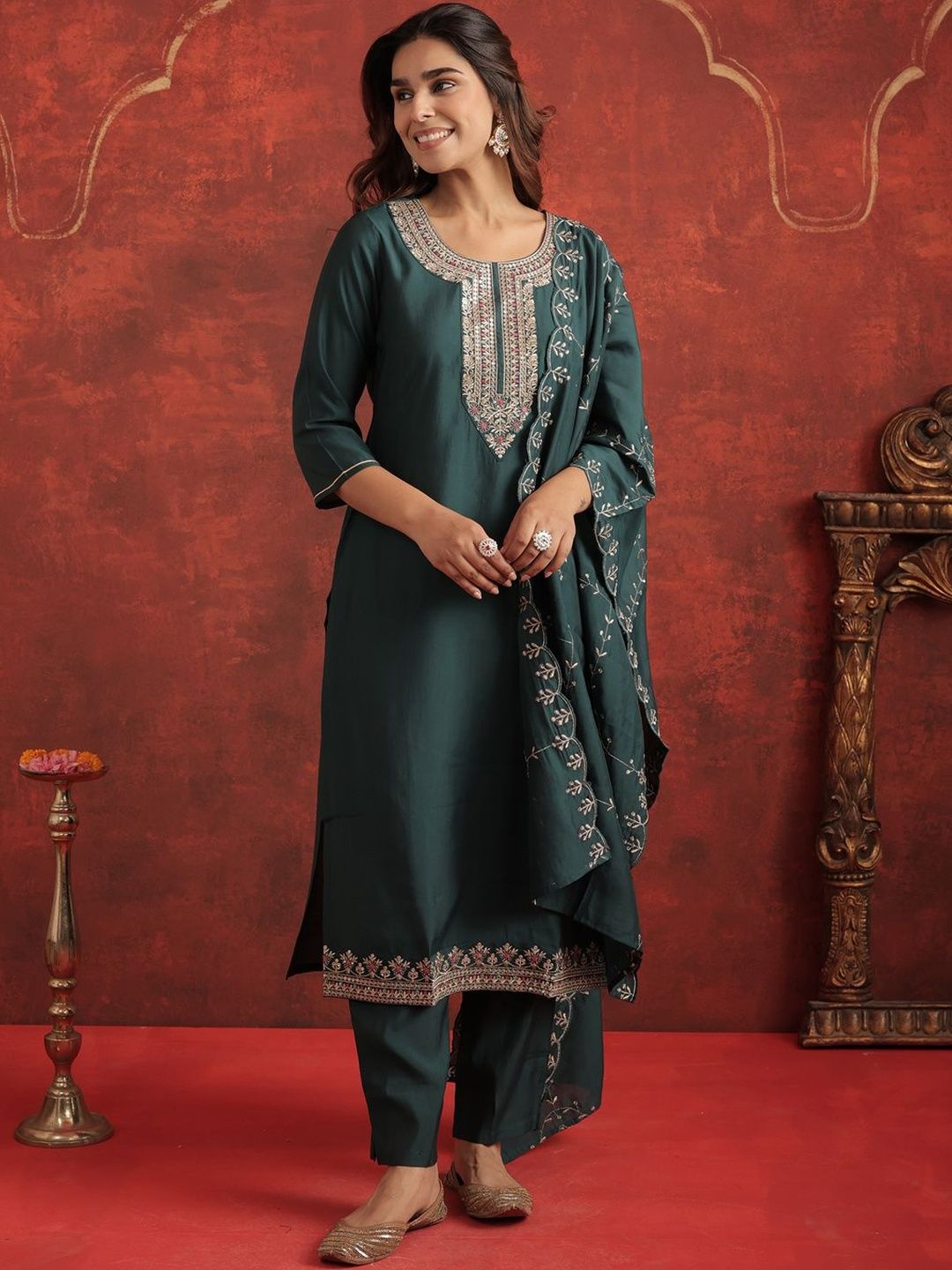 Floral Yoke Design Round Neck Thread Work Kurta With Trousers & Dupatta