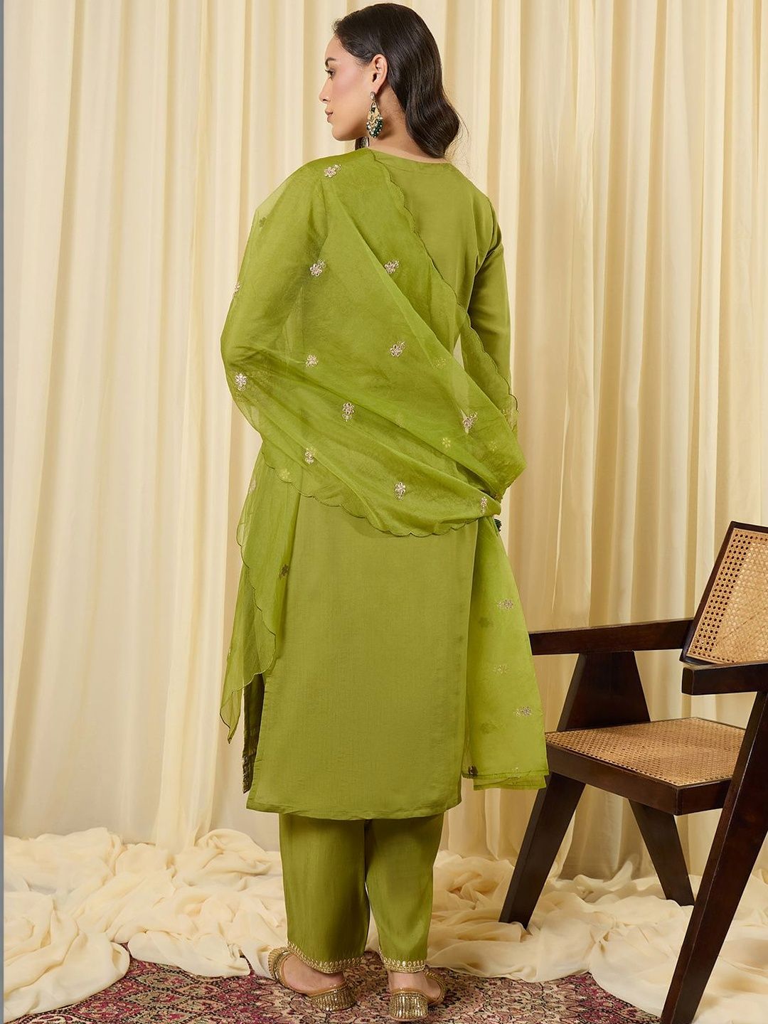 Women Ethnic Motifs Embroidered Regular Kurta with Trousers & With Dupatta