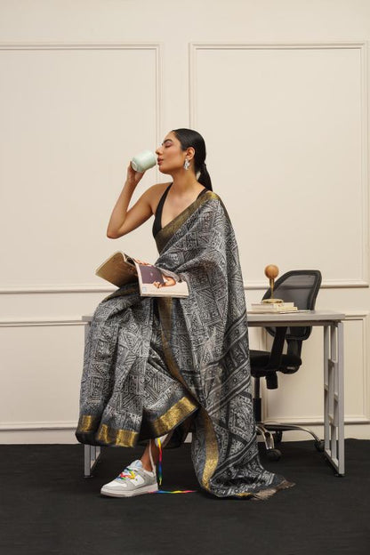 Dhiyona TI Women's Ready To Wear Grey Polycotton Handloom Saree with Unstitched Blouse