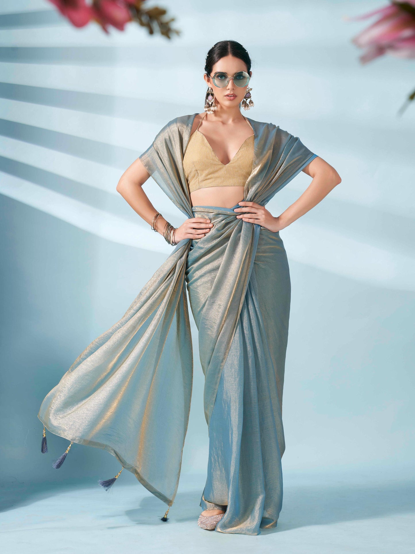 Dhiyona TI Women's Blue Two Tone Shimmer Chiffon Saree With Unstitched Blouse
