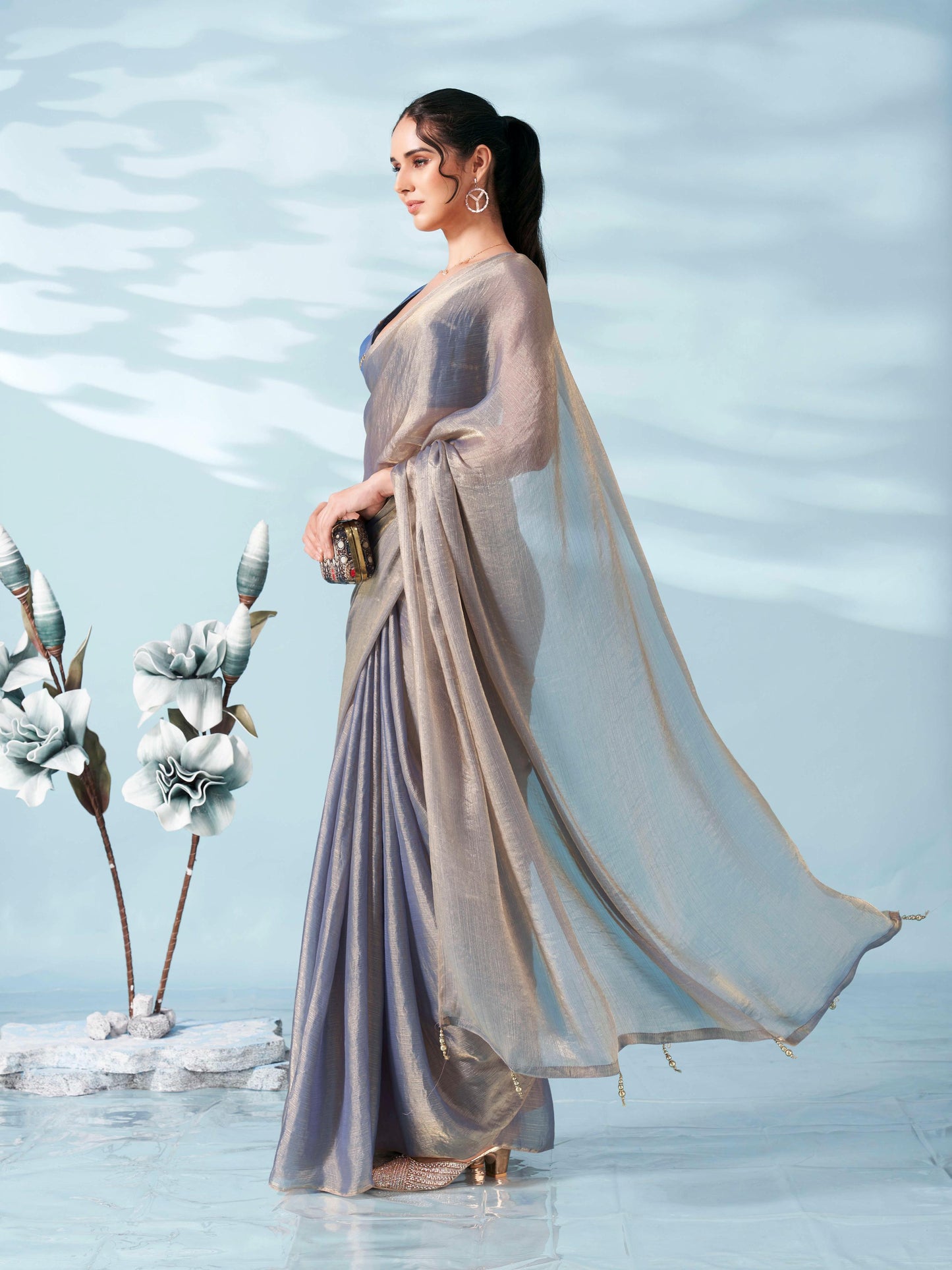 Dhiyona TI Women's Blue And Copper Colored Two Tone Chiffon Saree With Unstitched Blouse