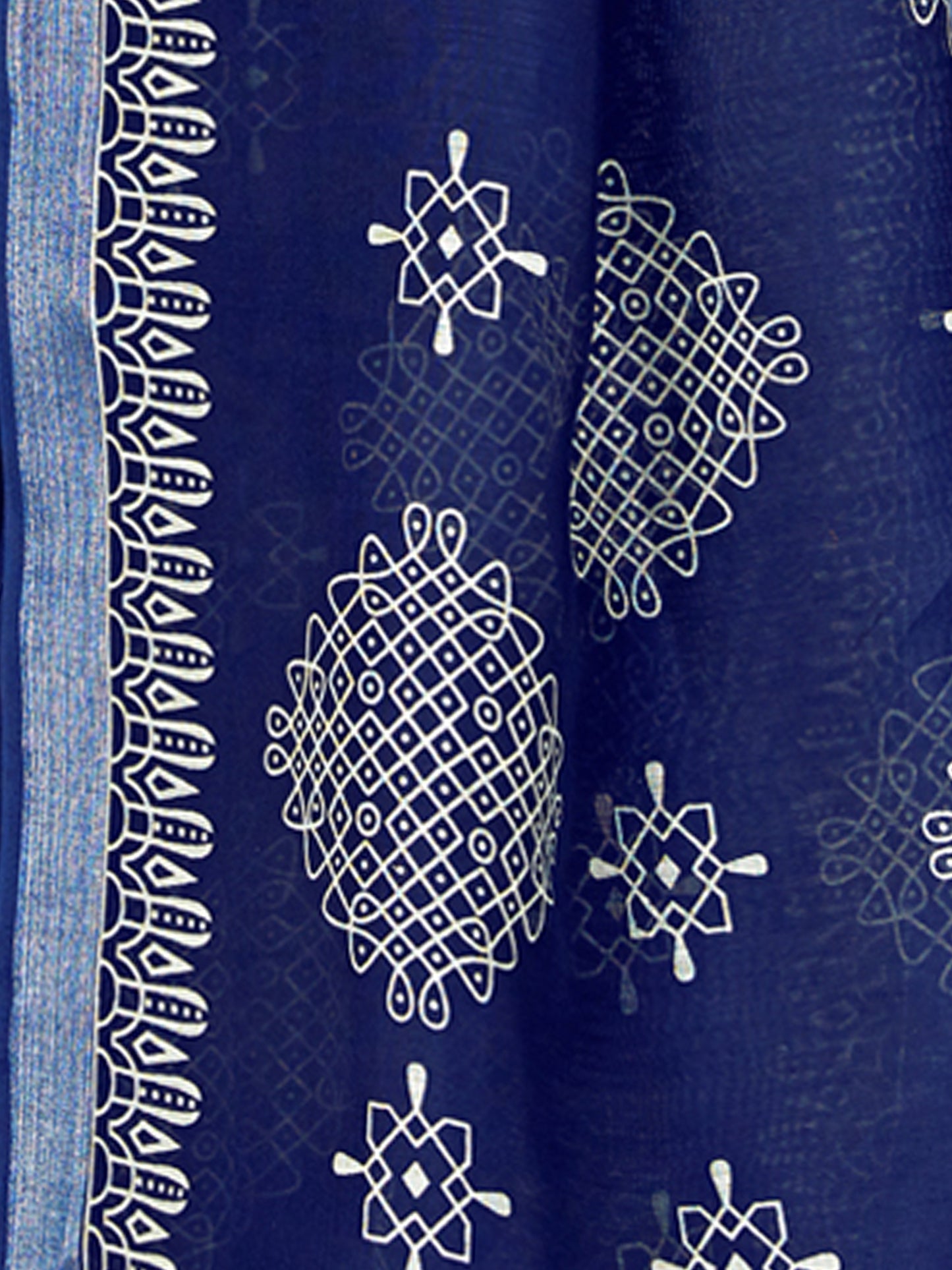 Women's Cotton Blend Navy Blue Printed Designer Saree With Blouse Piece