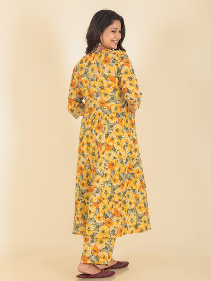 Women's Cotton Yellow Anarkali Kurta