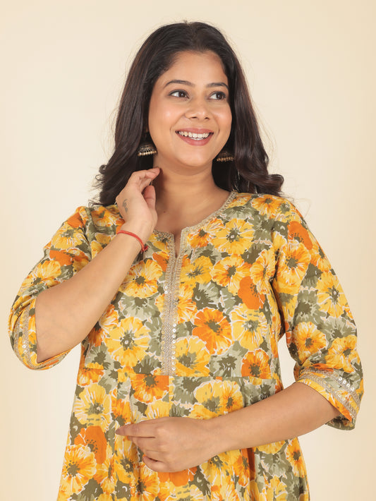 Women's Cotton Yellow Anarkali Kurta