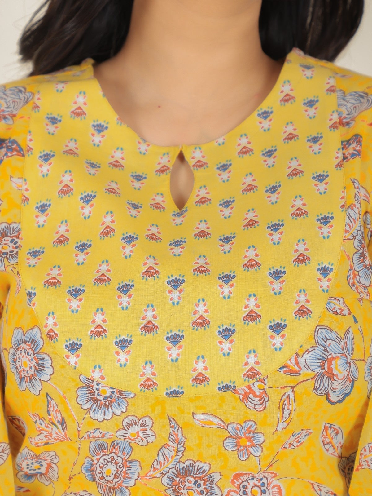 Women's Cotton Yellow Straight Kurta Set