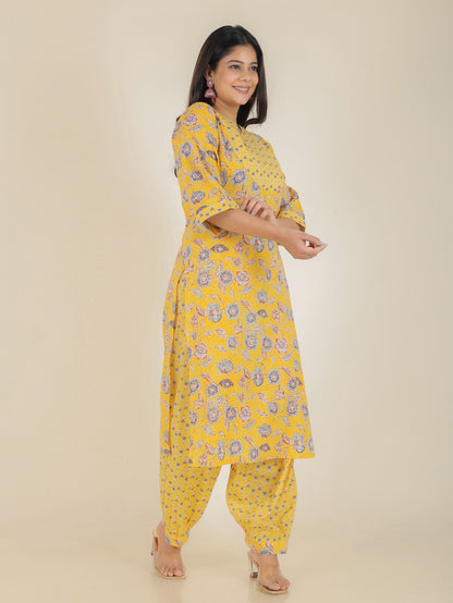 Women's Cotton Yellow Straight Kurta Set