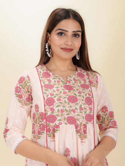 Women's Cotton Pink Panelled Kurta Set