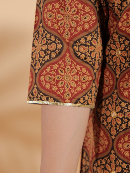 Women's Cotton Brown Straight Kurta