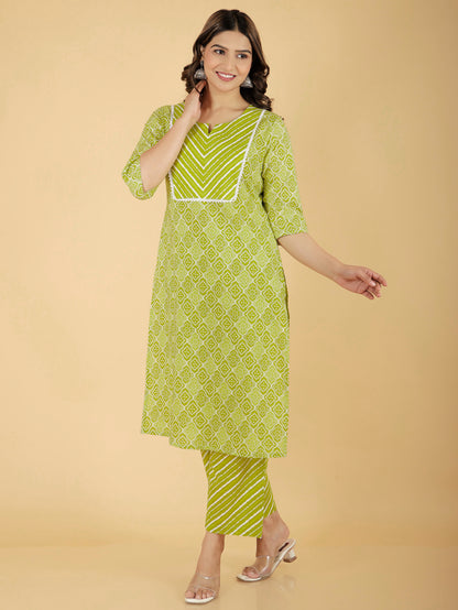 Women's Cotton Green Straight Kurta