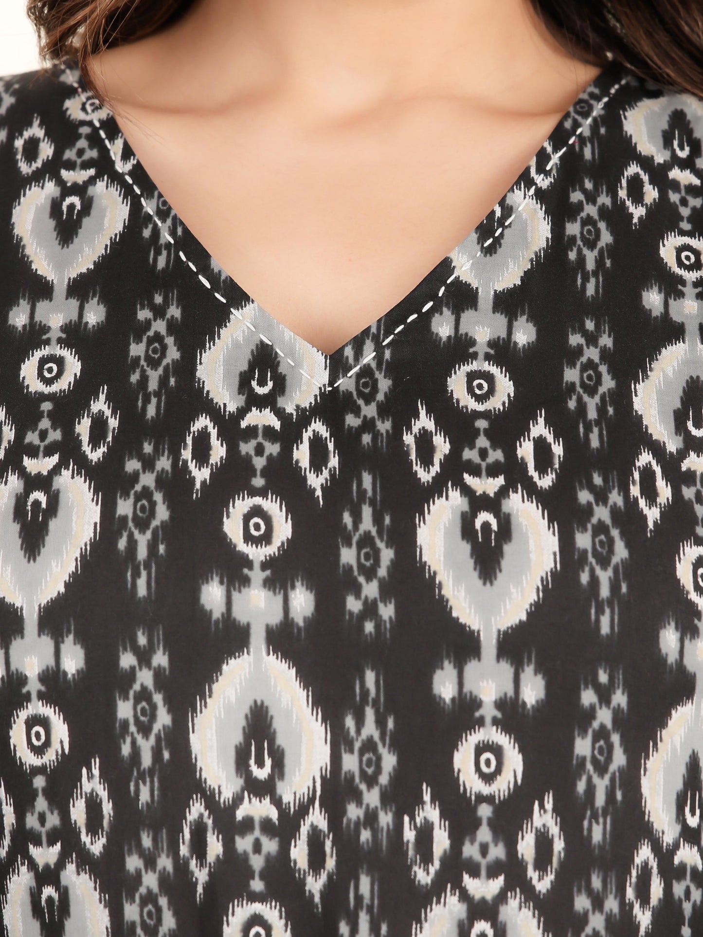 Women's Cotton Black Straight Kurta