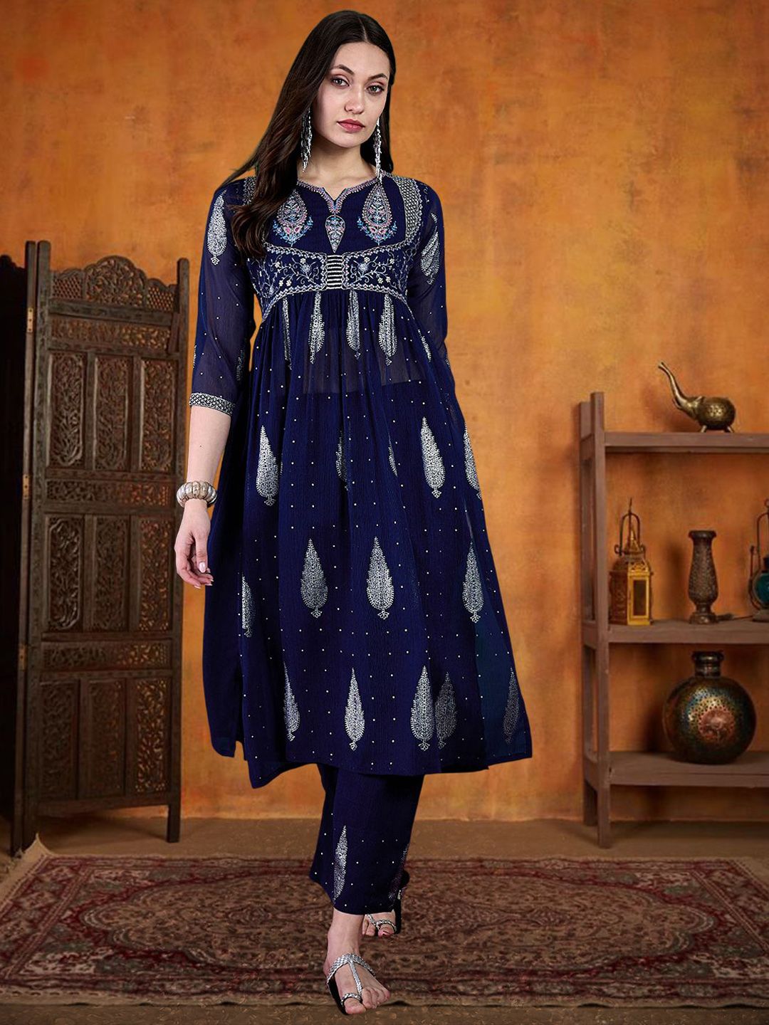 Dhiyona SN Women's Embroidered Kurta & Palazzo Set