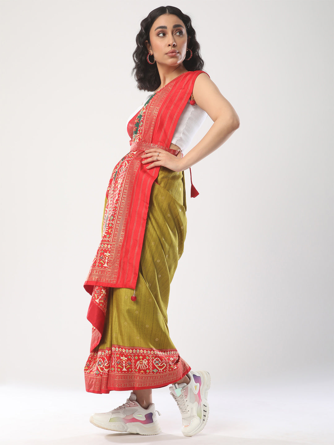 Women's Silk Blend Olive Woven Design Designer Saree With Blouse Piece