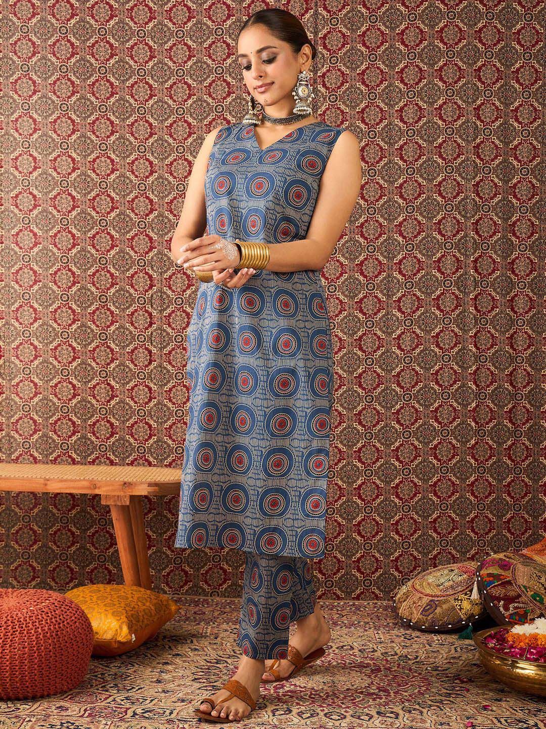 Women Printed Regular Pure Cotton Kurta with Trousers