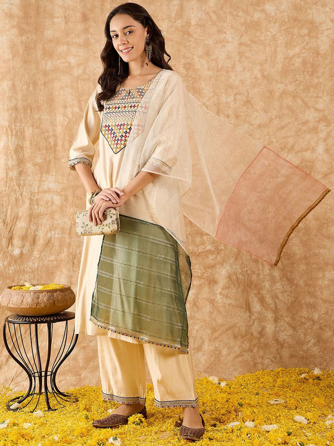 Yoke Design Straight Thread Work Liva Kurta with Palazzos & Dupatta