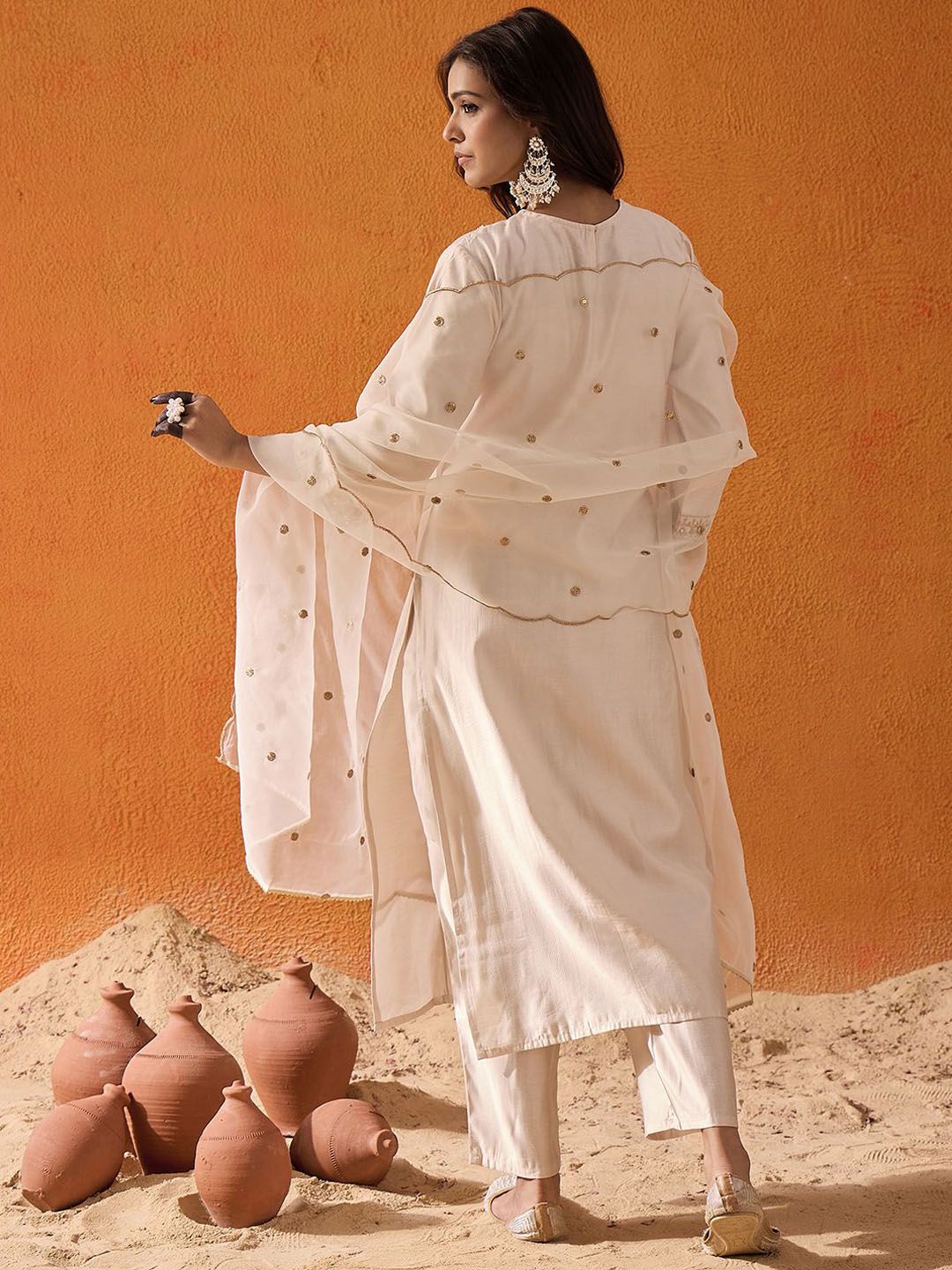 Ethnic Motifs Embroidered Straight Zari Liva Kurta with Trousers & Dupatta