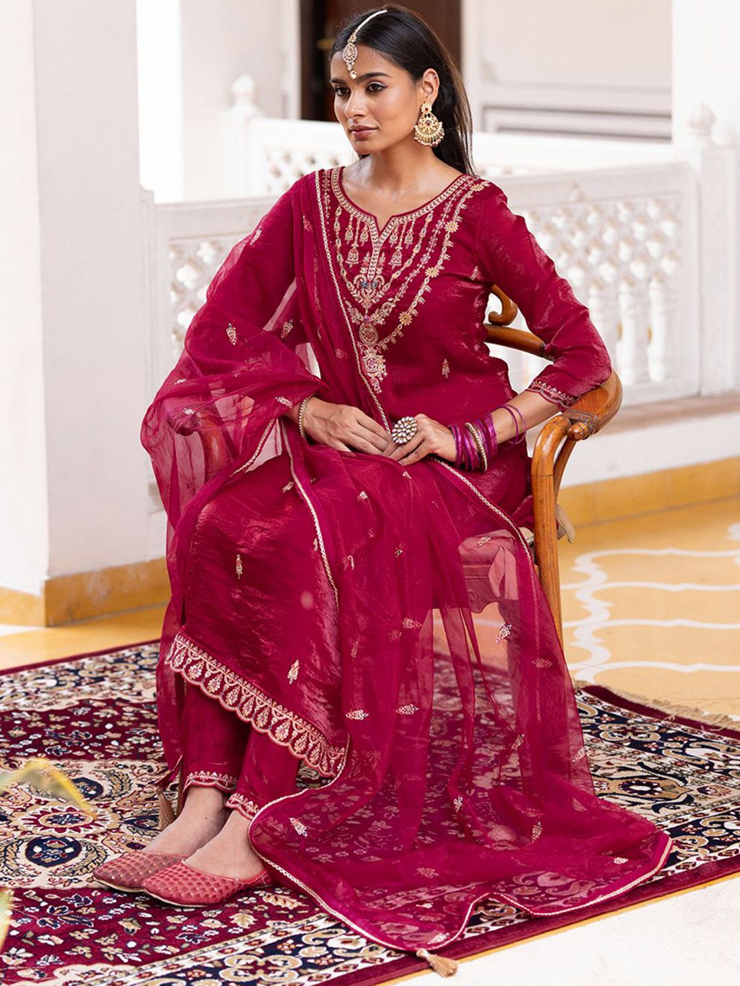 Dhiyona CH Women Ethnic Motifs Embroidered Kurta with Trousers & Dupatta