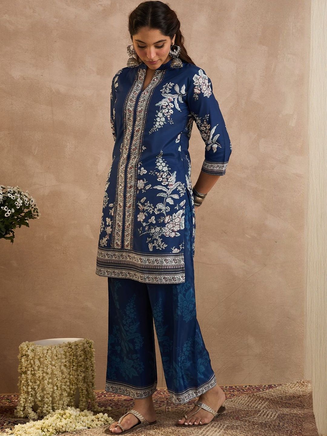 Women Floral Printed Kurta with Palazzos