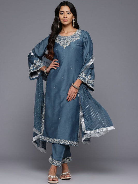 Dhiyona VA Women's Floral Embroidered Regular Kurta Trousers With Dupatta