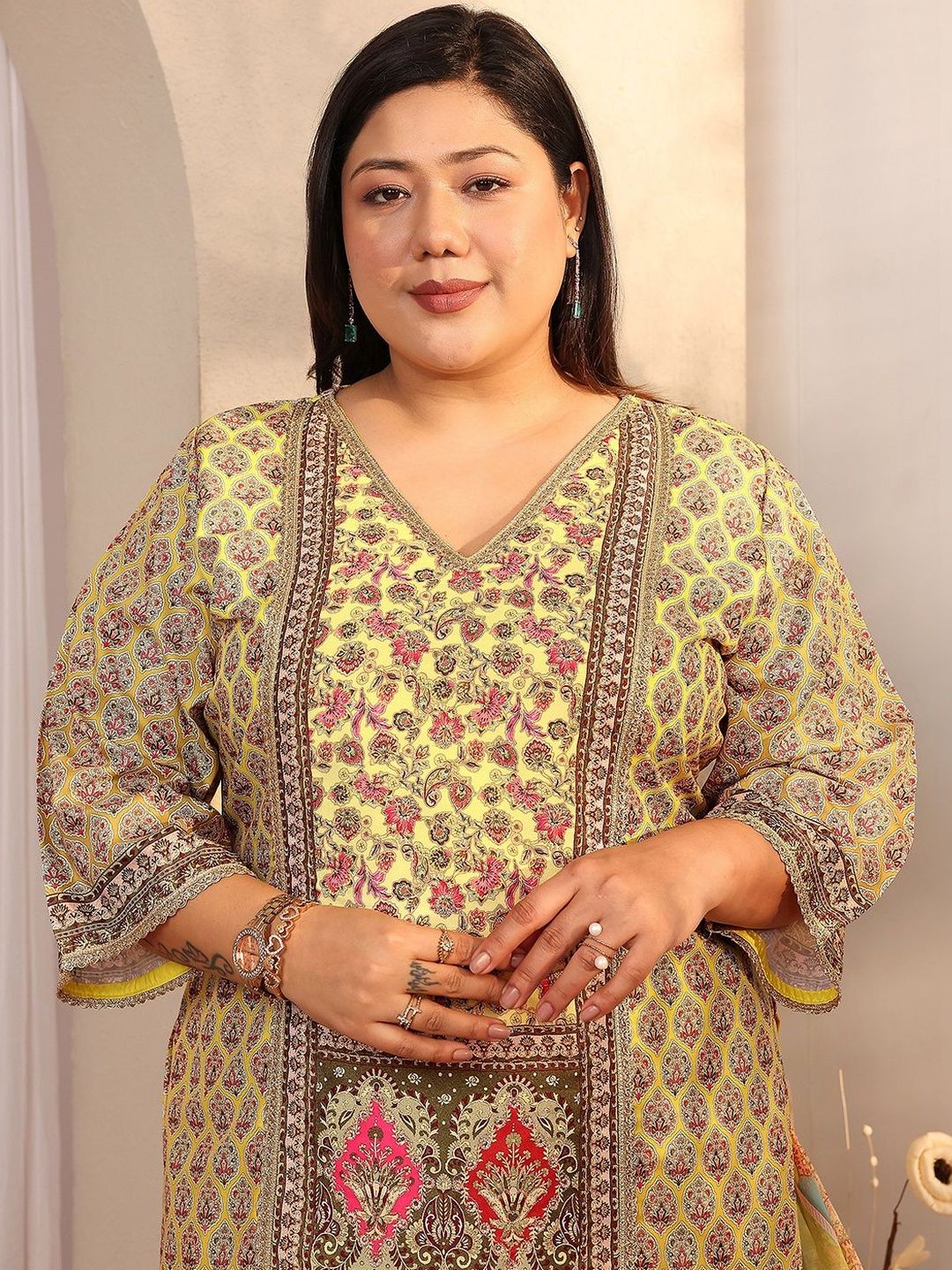 Dhiyona Women's Plus Size Ethnic Motifs Printed Kurta with Palazzos & Dupatta