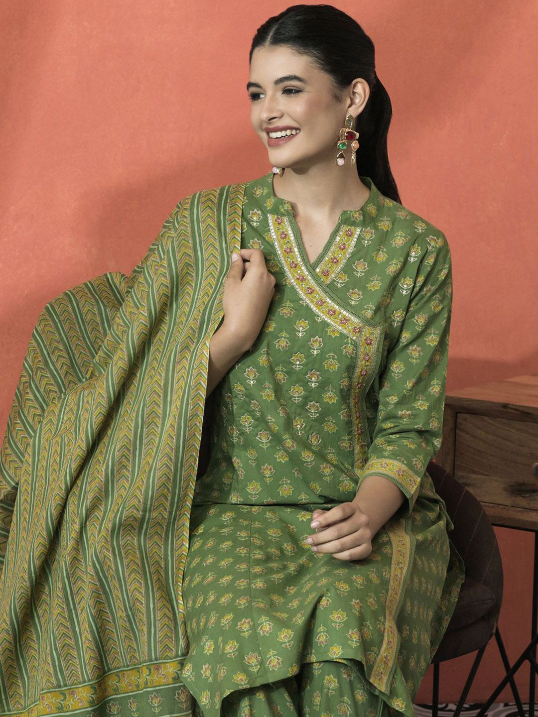 Dhiyona SN Women's Floral Printed Mandarin Collar Pure Cotton Straight Kurta With Trouser & Dupatta