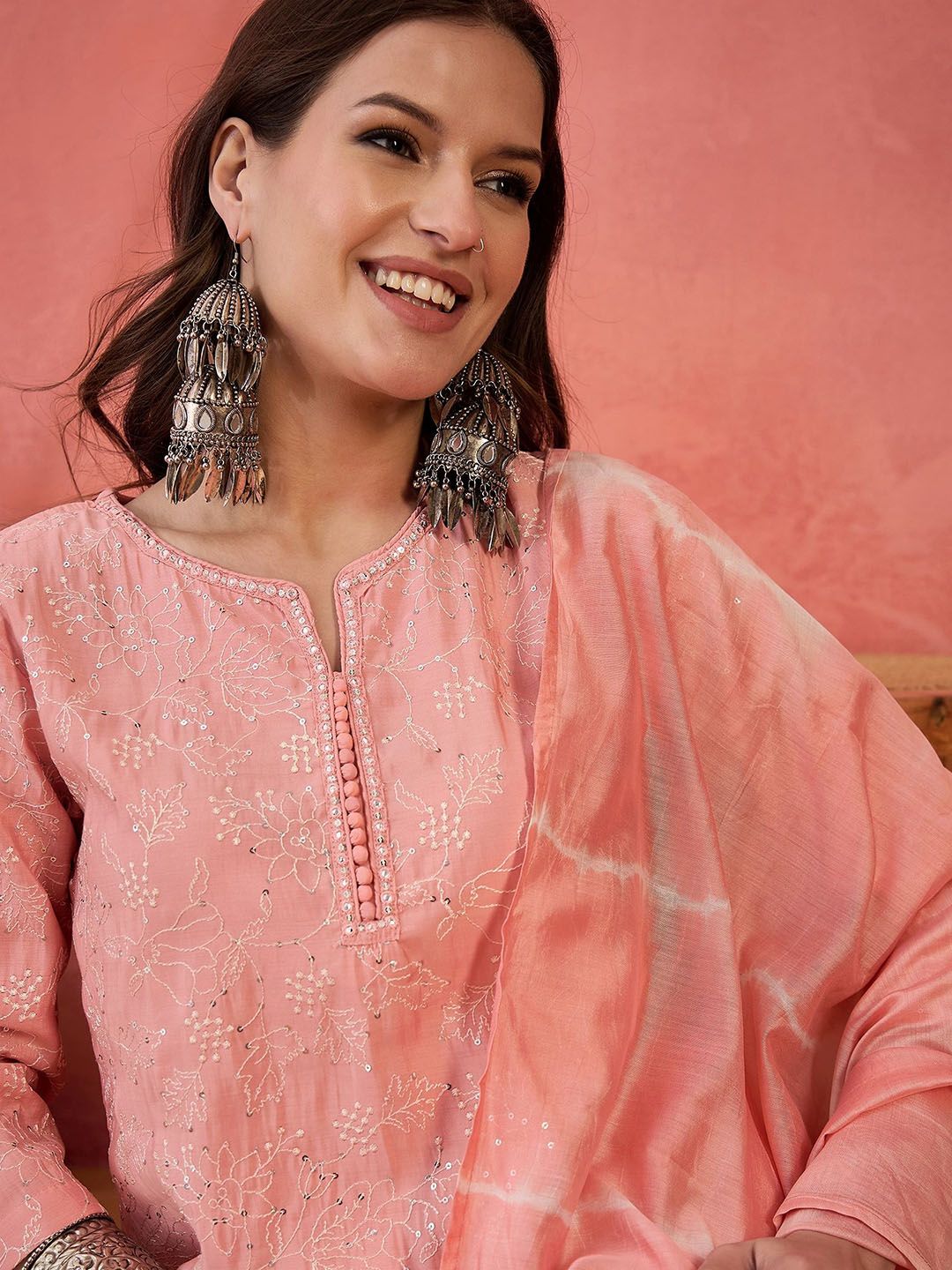 Dhiyona SN Women's Floral Embroidered Notch Neck Thread Work Straight Kurta With Trouser And Dupatta