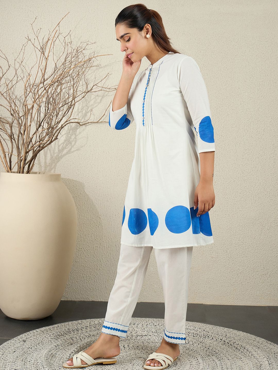 Dhiyona IE Printed Pure Cotton Mandarin Collar Neck Top With Trousers Co-Ords