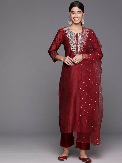 Dhiyona VA Women'sFloral Yoke Design Chanderi Silk Straight Kurta & Trousers With Dupatta