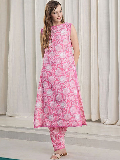 Women Floral Printed Regular Pure Cotton Kurta with Trousers