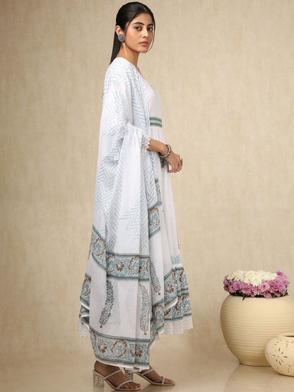 Dhiyona SO Women's Ethnic Motifs Printed Anarkali Kurta With Trousers And Dupatta