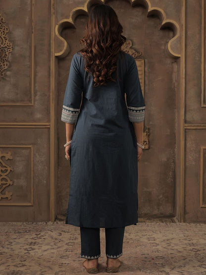 Motifs Embroidered Pure Cotton V-Neck Straight Kurta With Trousers & Dupatta