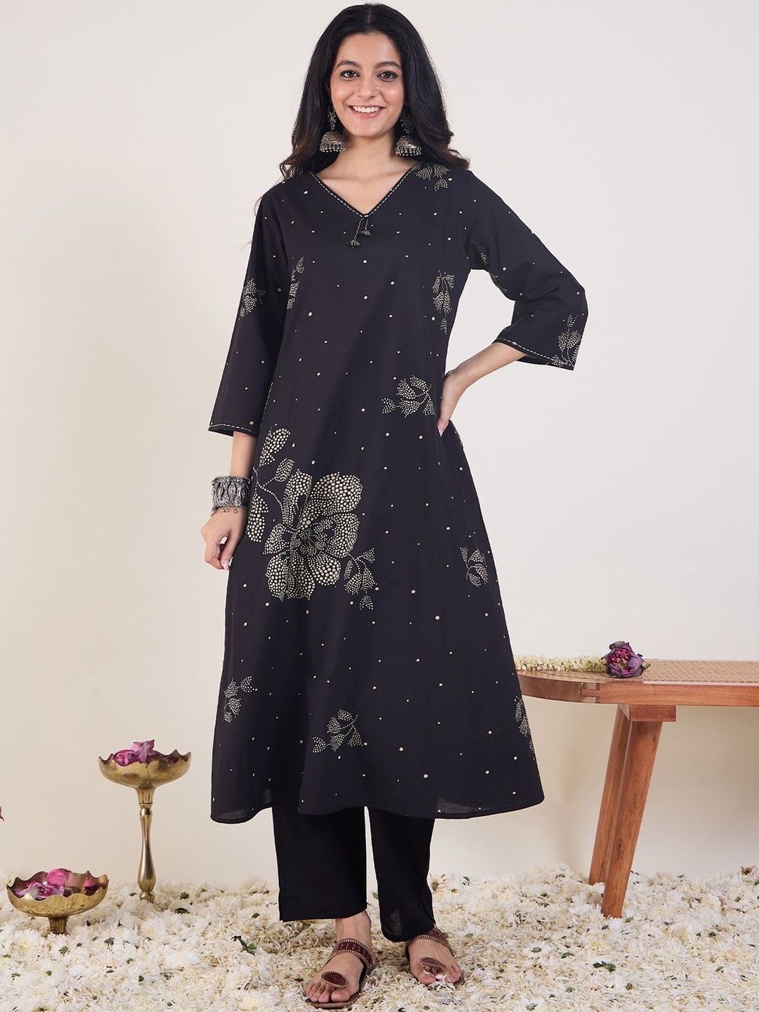 Dhiyona IE Printed V-Neck Pure Cotton Tunic With Trousers