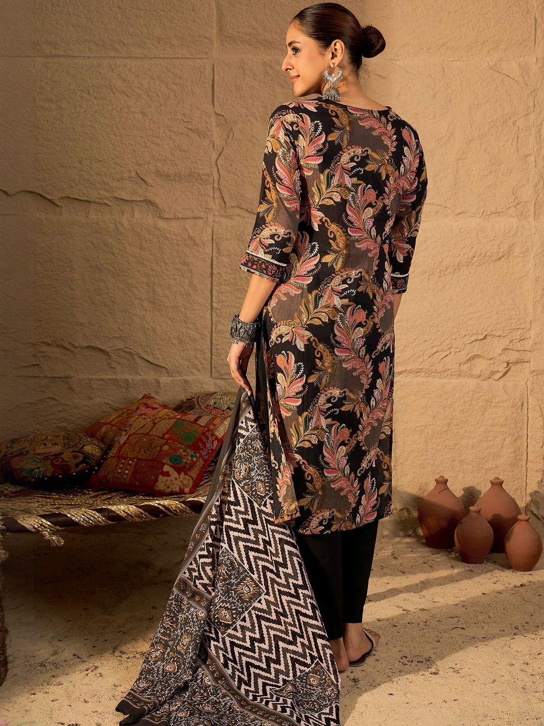 Ethnic Motifs Printed V-Neck Straight Pure Cotton Kurta With Trouser & Dupatta