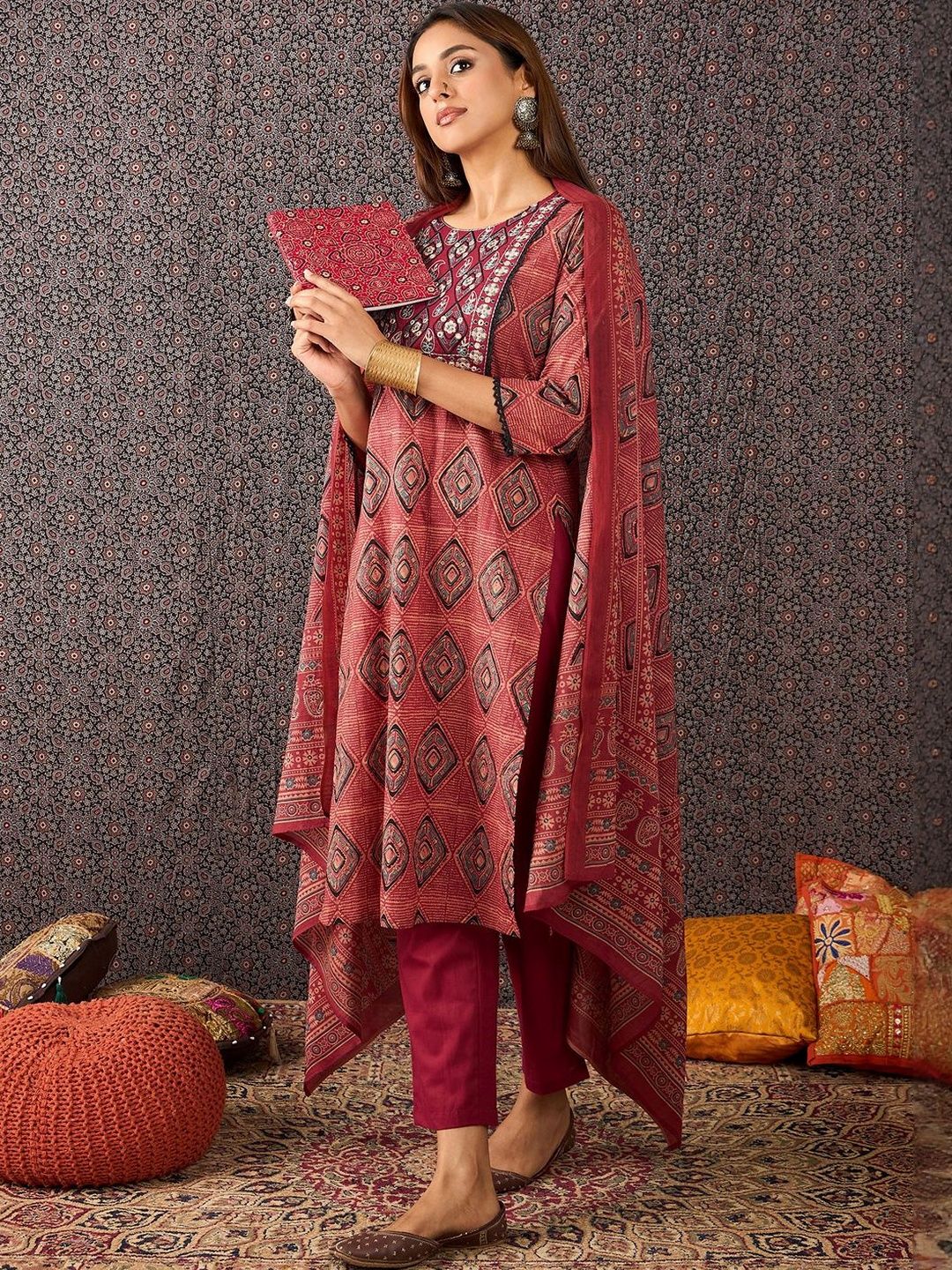 Women Printed Mirror Work Pure Cotton Kurta with Trousers & With Dupatta