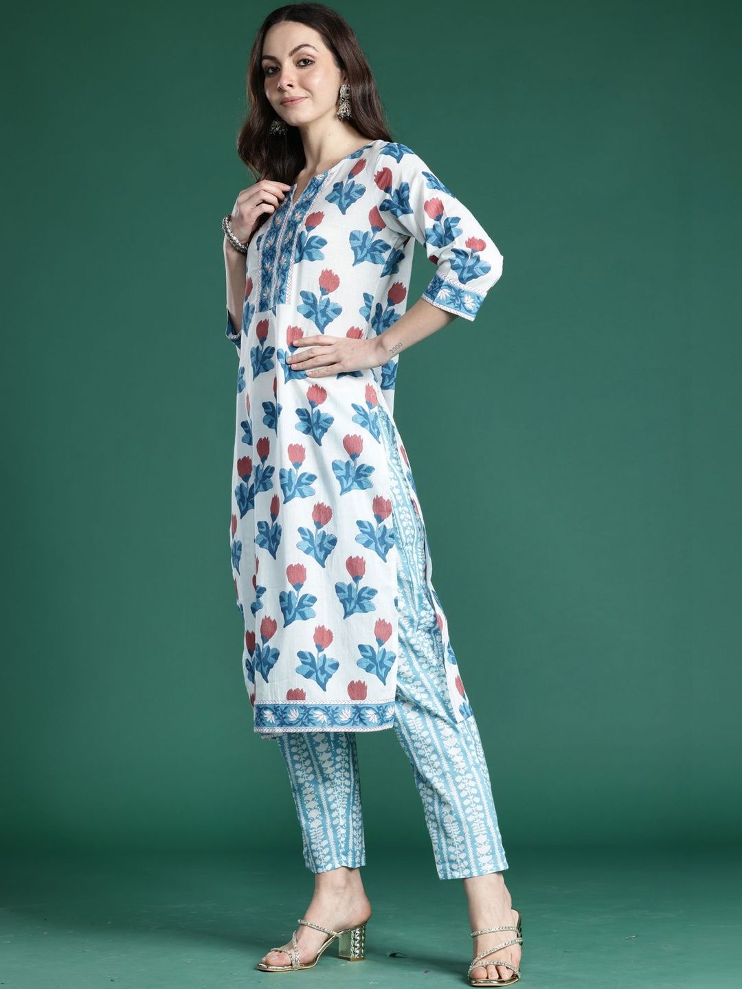 Women Floral Printed Regular Pure Cotton Kurta with Trousers & With Dupatta