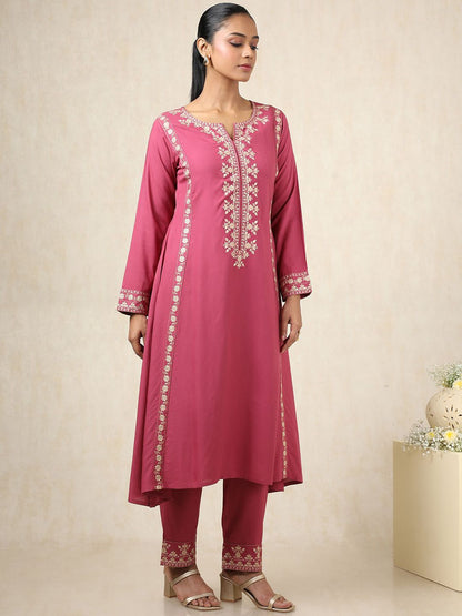 Dhiyona SO Women's Floral Embroidered Notch Neck Thread Work A-Line Kurta With Trousers