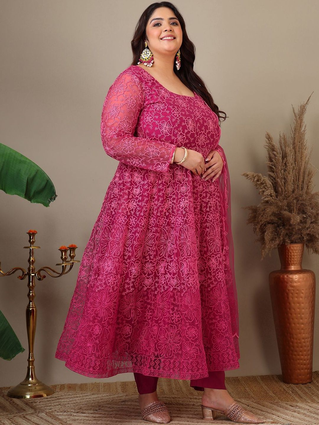 Dhiyona IN Women Plus Size Floral Embroidered A-Line Kurta with Trousers & Dupatta