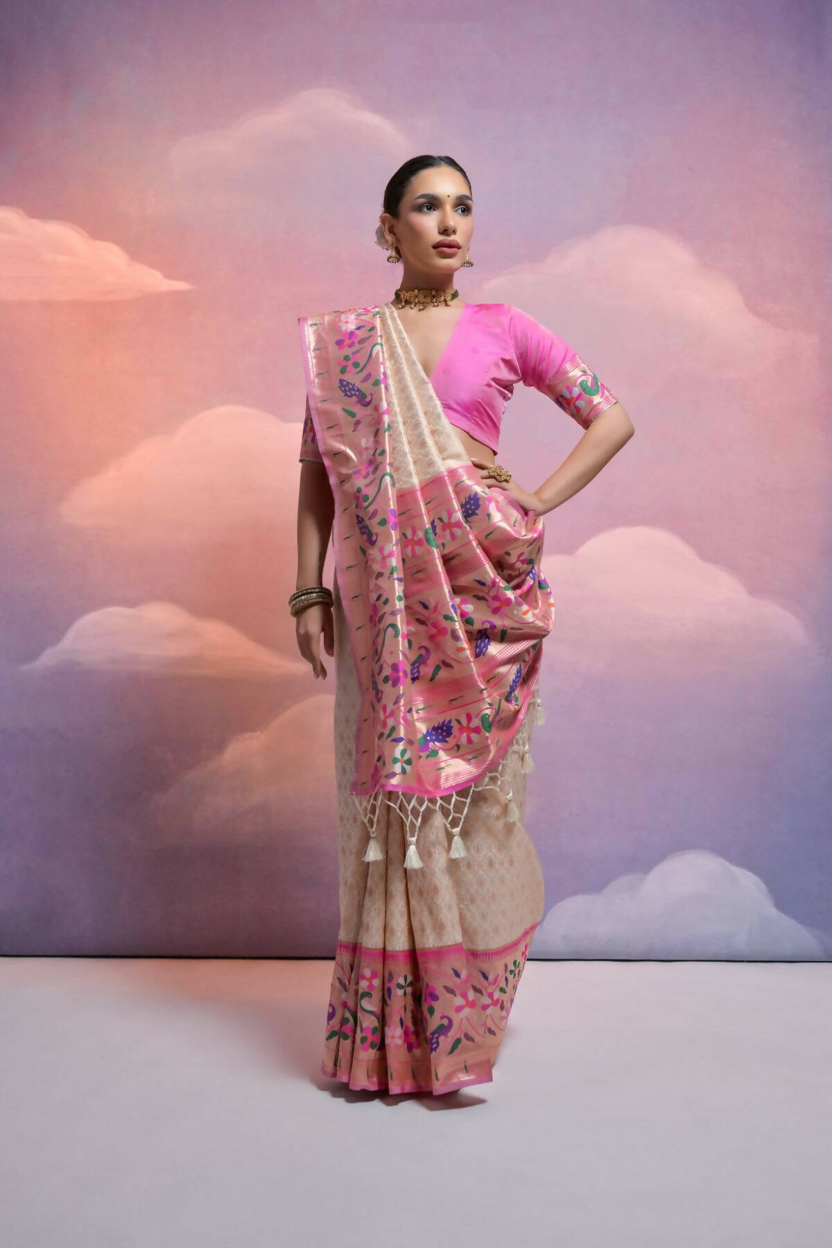 Women Paithani Vani White Saree With Unstiched Blouse