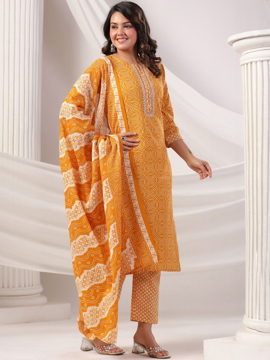 Women Ethnic Motifs Printed Cotton Kurta with Trousers & Dupatta