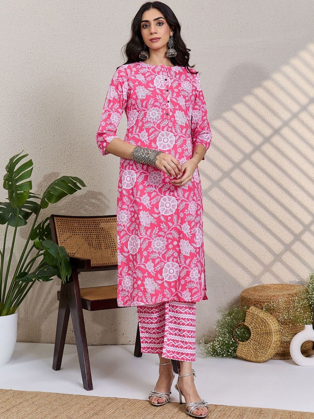 Women Floral Printed Pure Cotton Kurta with Trousers & Dupatta