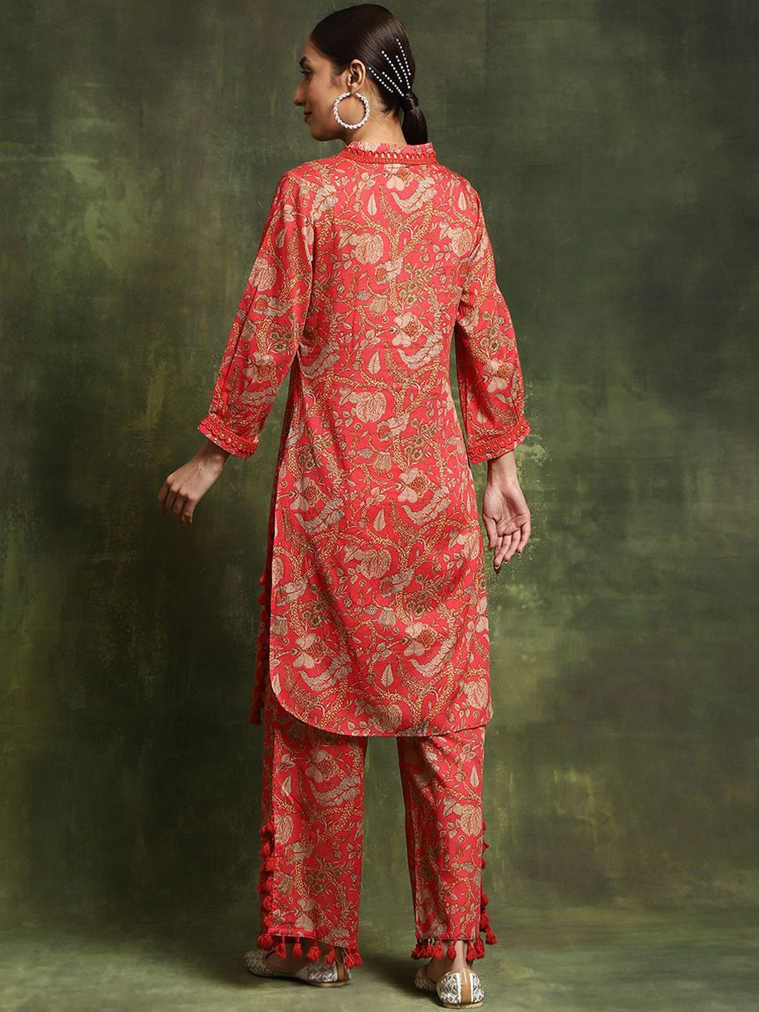 Dhiyona SN Women's Printed Tasseled Kurta & Palazzo