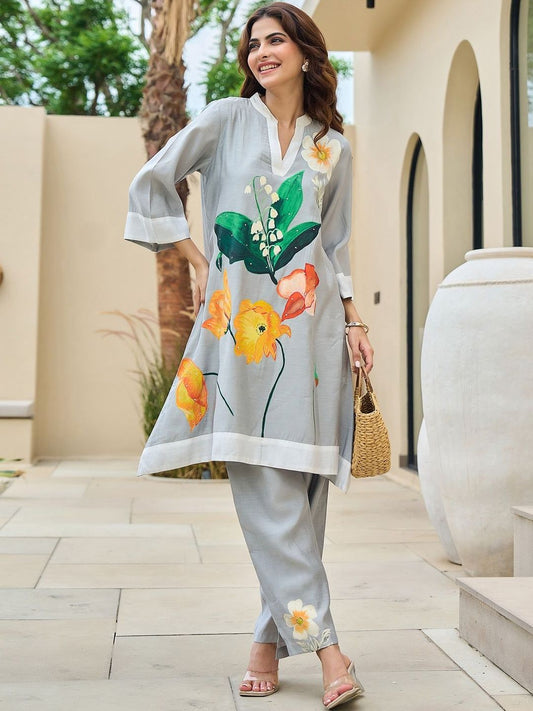 Floral Printed Mandarin Collar A-Line Sequinned Kurta With Trousers