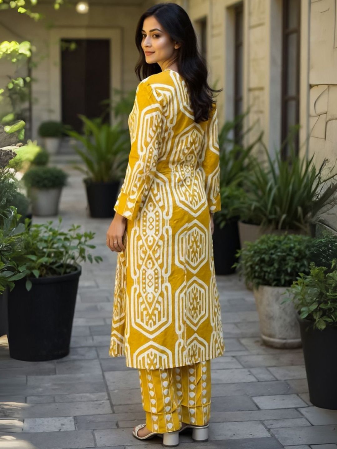 Ethnic Motifs Printed Mirror Work Pure Cotton Straight Kurta With Trousers