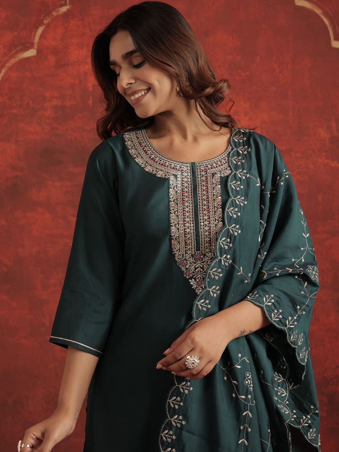 Floral Yoke Design Round Neck Thread Work Kurta With Trousers & Dupatta