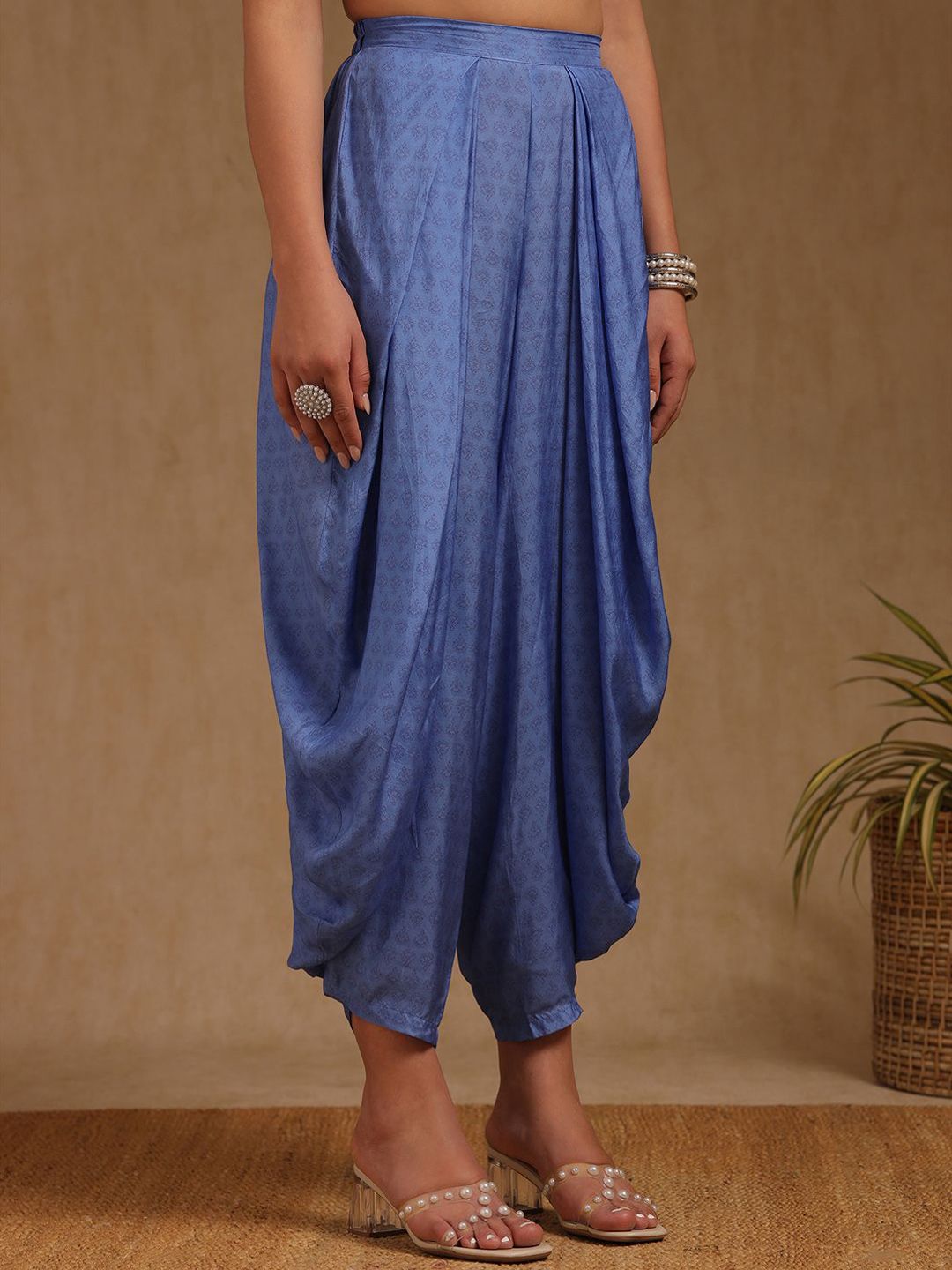 Dhiyona SO Women's Floral Printed Mandarin Collar Muslin Straight Kurti With Dhoti Pants & Dupatta